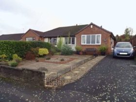 2 bedroom Detached f...